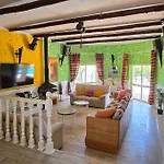 Ania - Private With Pool&jacuzzi, 16 To 40 Pax Albufeira
