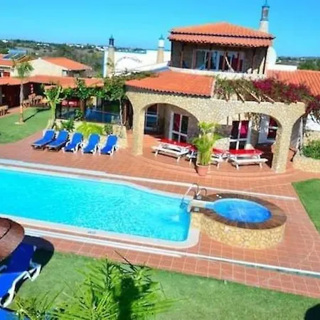 Ania - Private With Pool&jacuzzi, 16 To 40 Pax *