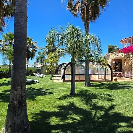 Ania - Private With Pool&jacuzzi, 16 To 40 Pax *