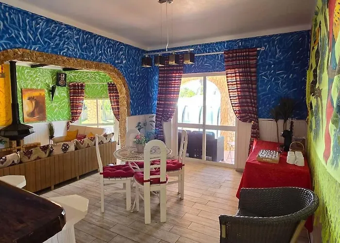 Villa Ania - Private With Pool&jacuzzi, 16 To 40 Pax *